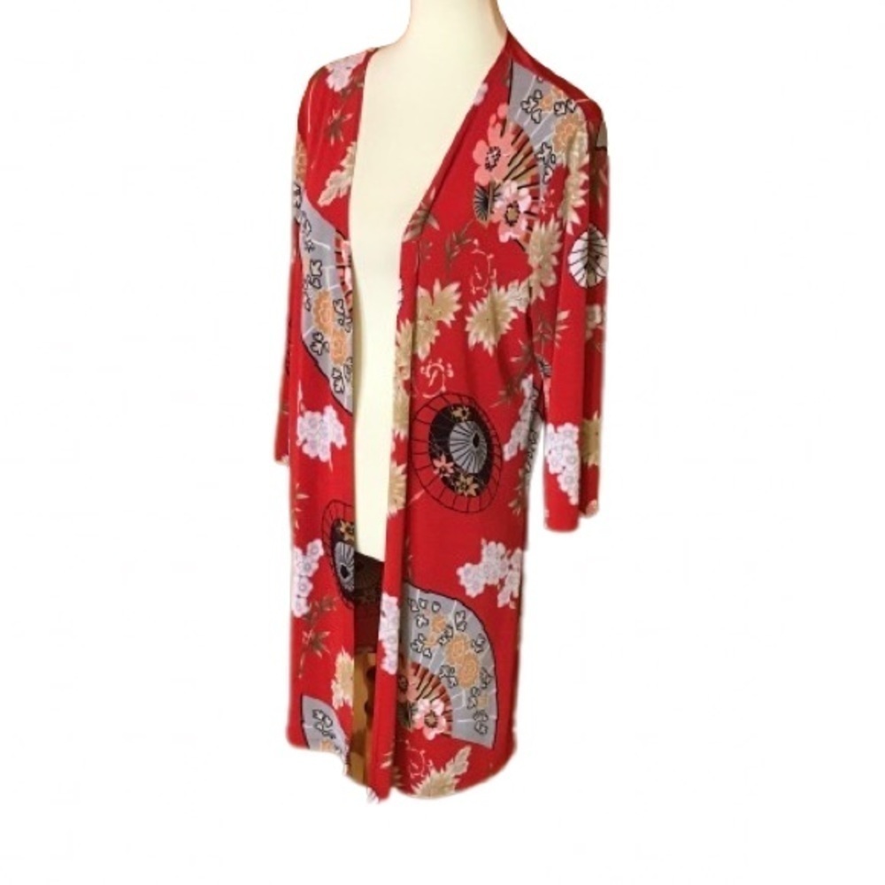 Retro 90s oriental vibes cover up